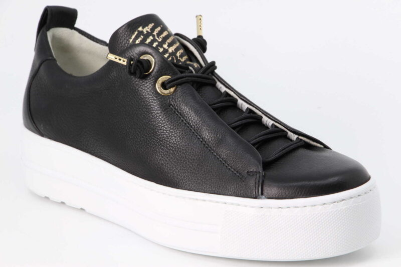 Sneakers schwarz