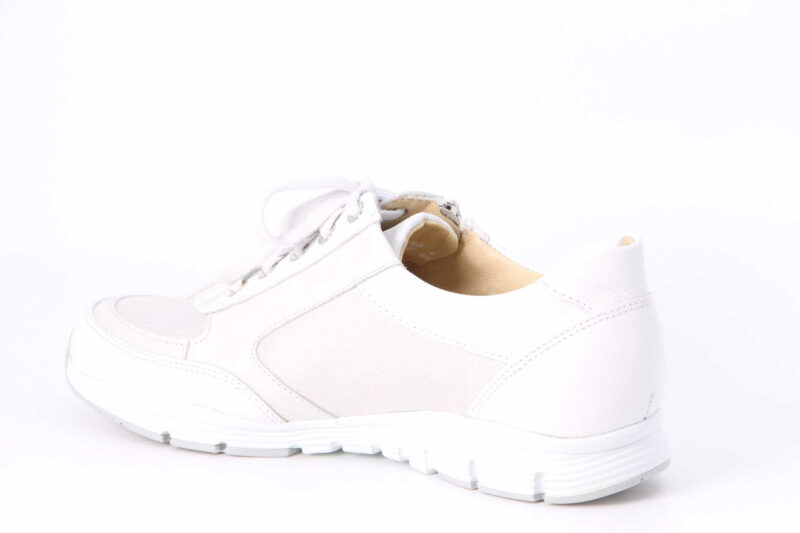 Ylona white – Bild 2