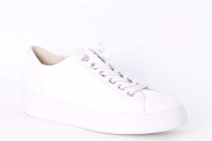 Sneaker white