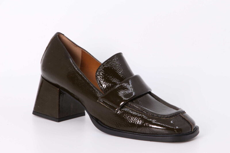 Loafer military