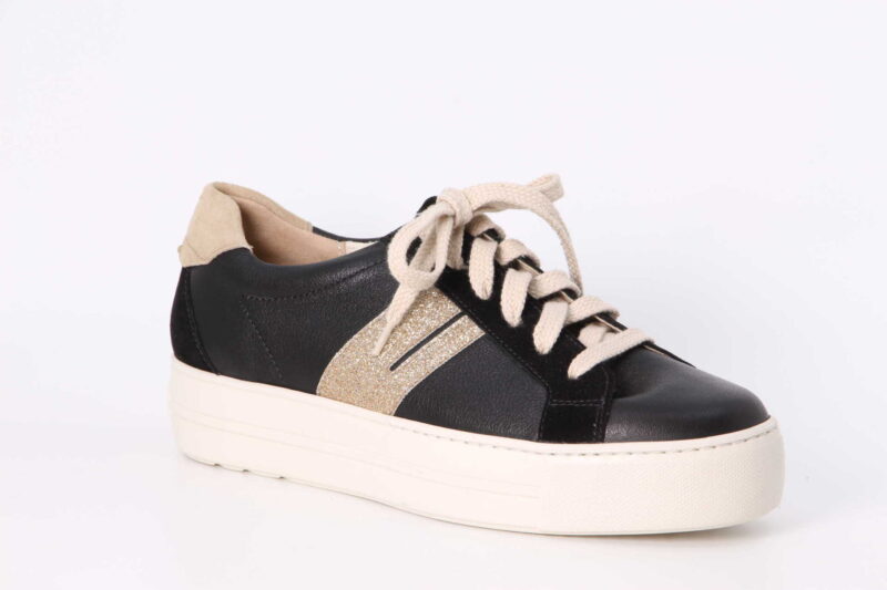Sneaker schwarz