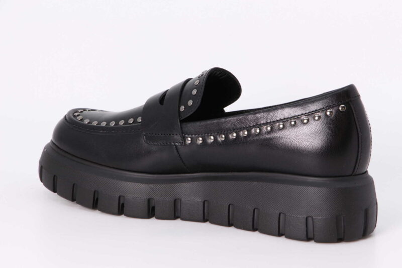 Loafer mit Nieten schwarz – Bild 2