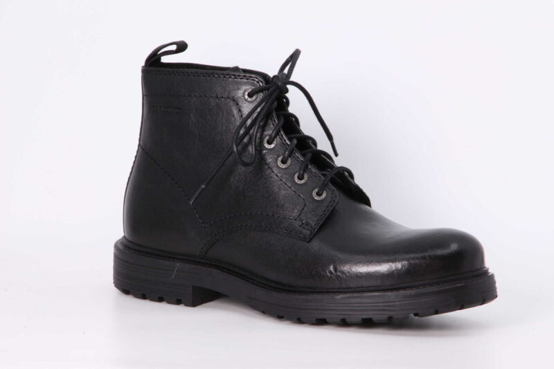 Bertel black