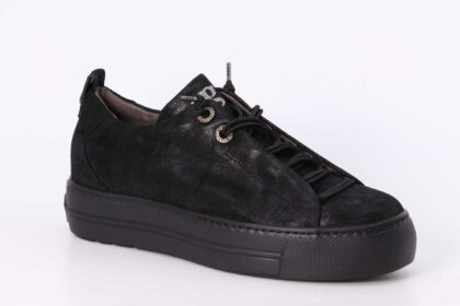 Sneakers schwarz