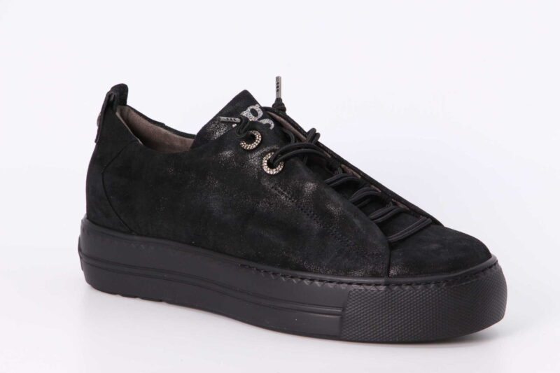 Sneakers schwarz