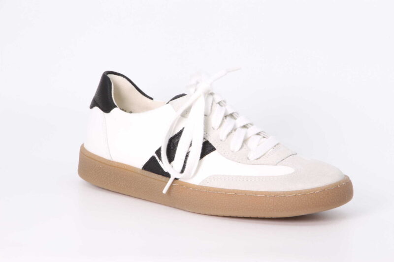 Sneaker milk / white