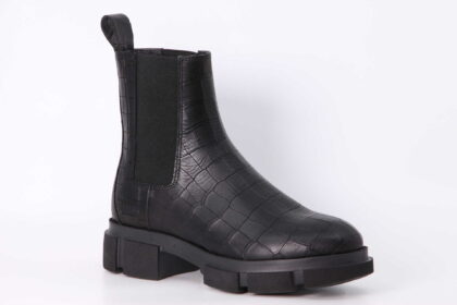 Chelsea black