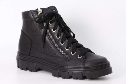 Sneaker schwarz