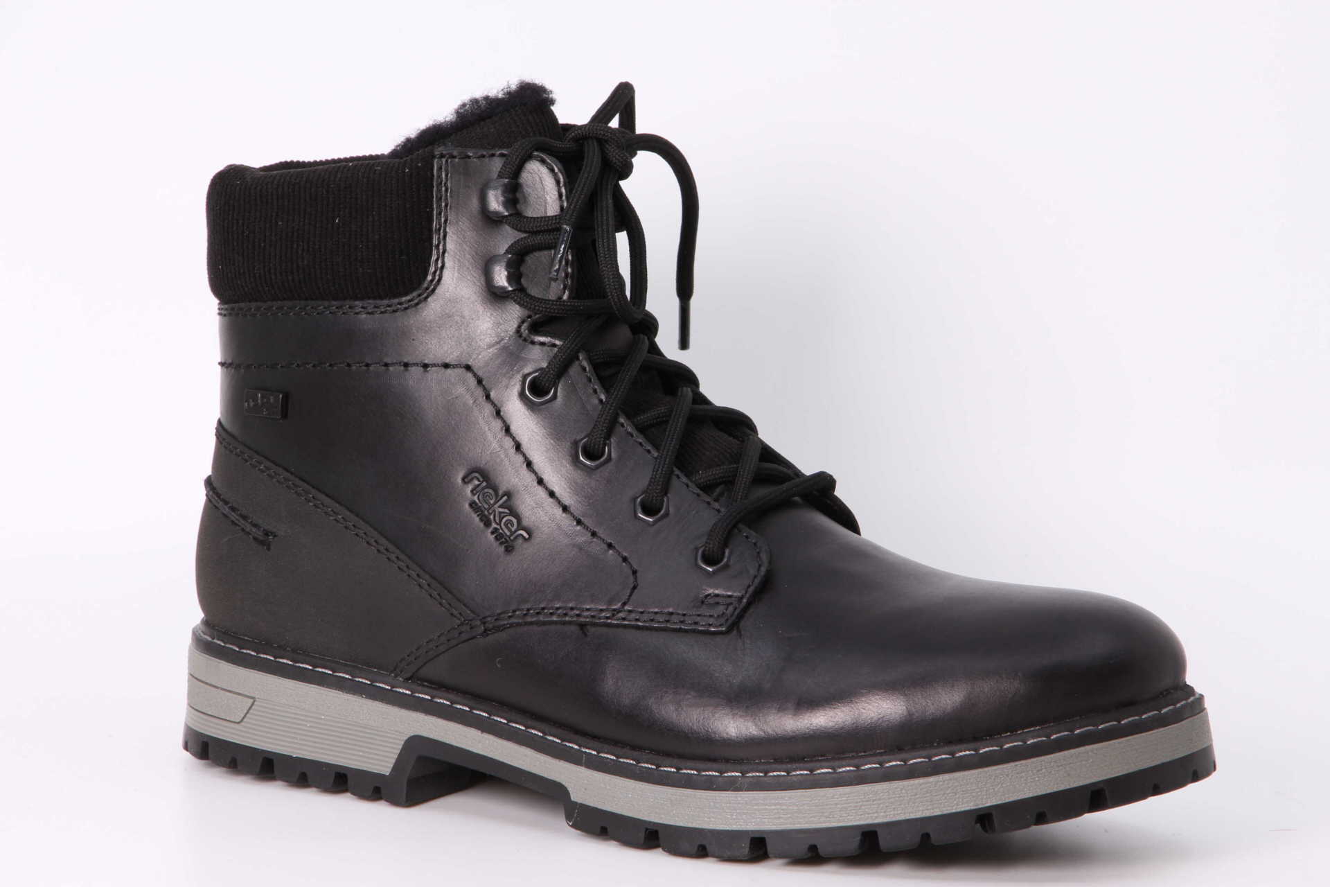 Winterschuh mit Spikes TEX schwarz