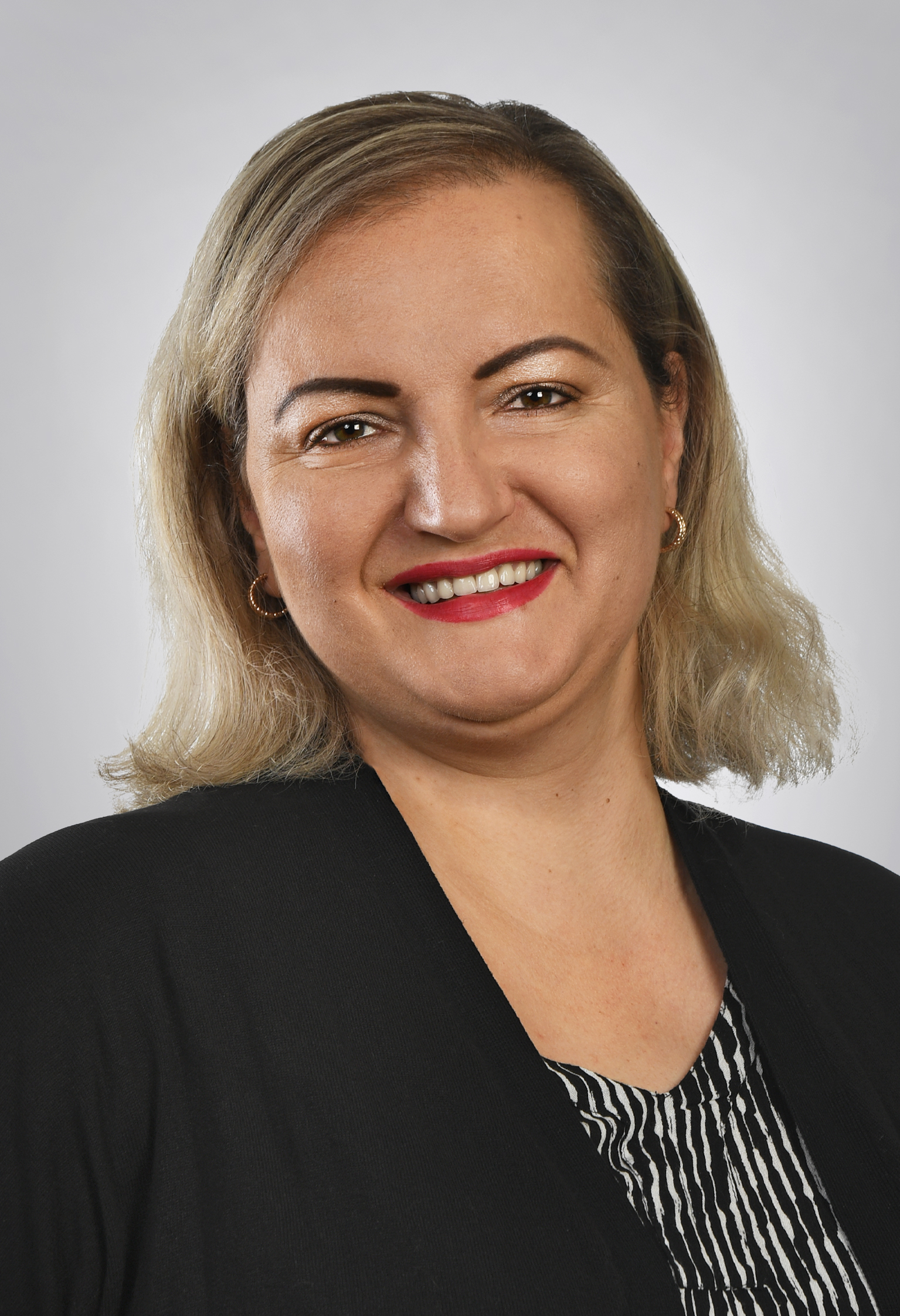 Frau