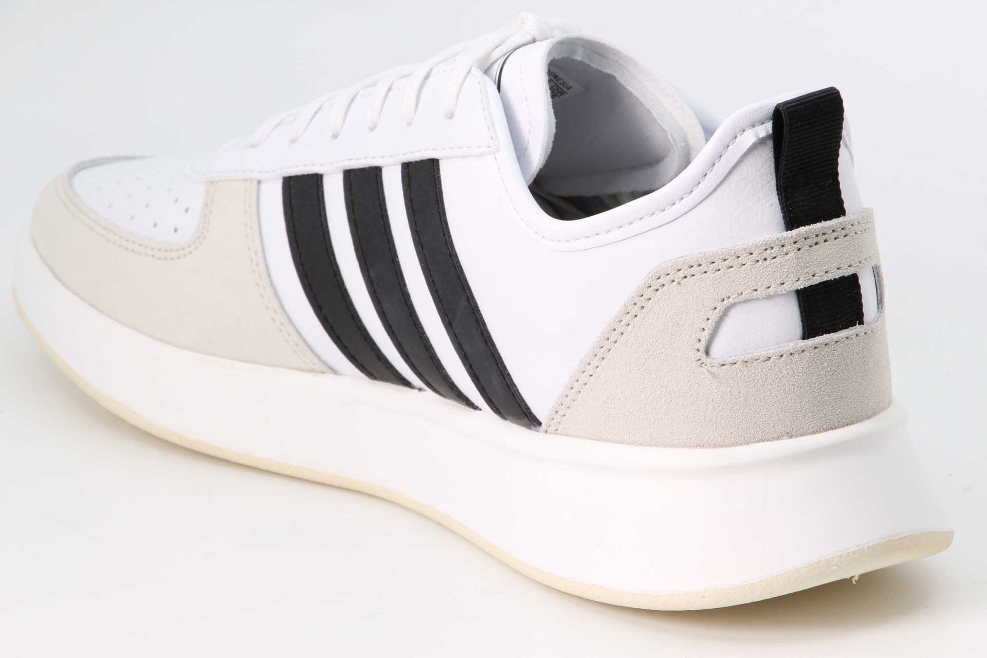 Court80S weiss / schwarz Rückseite