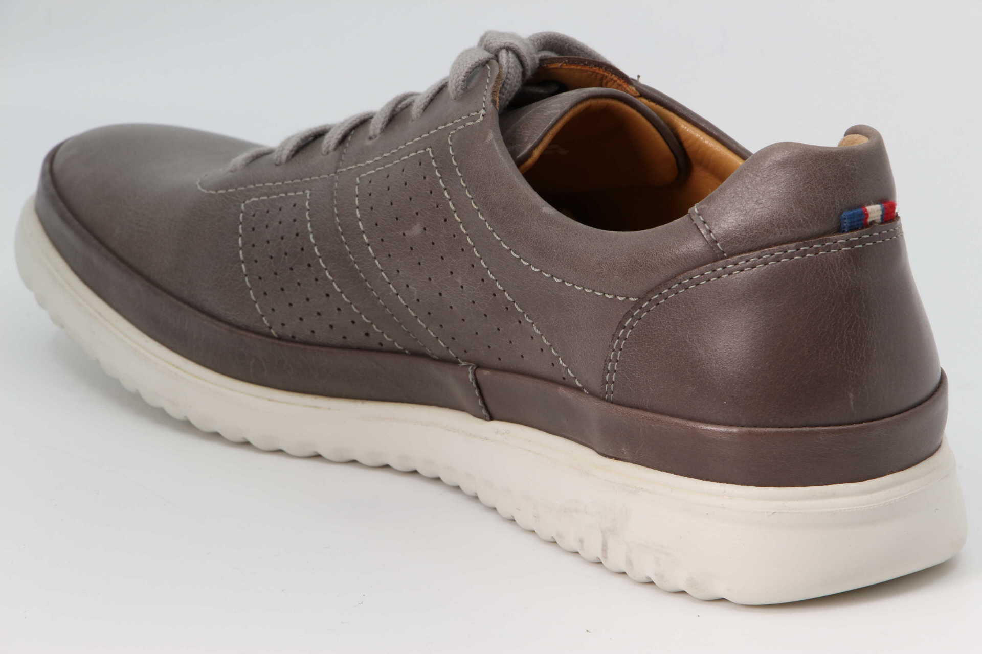 Tomy light grey Rückseite