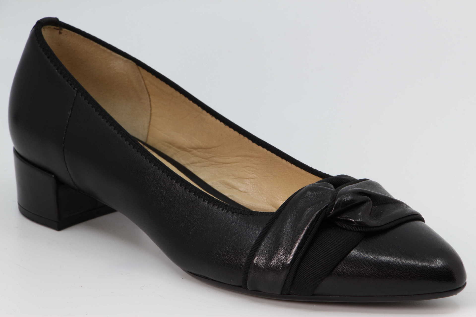 Pumps schwarz Vorderseite