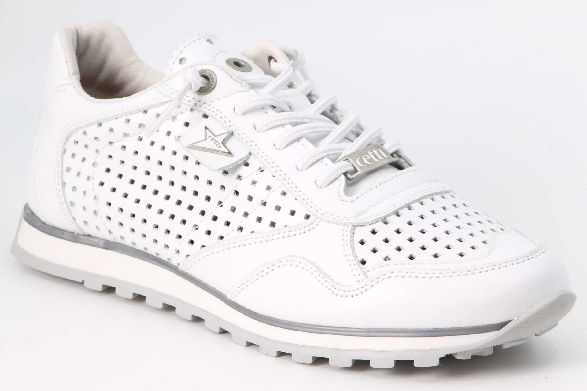 Sneaker weiss Vorderseite