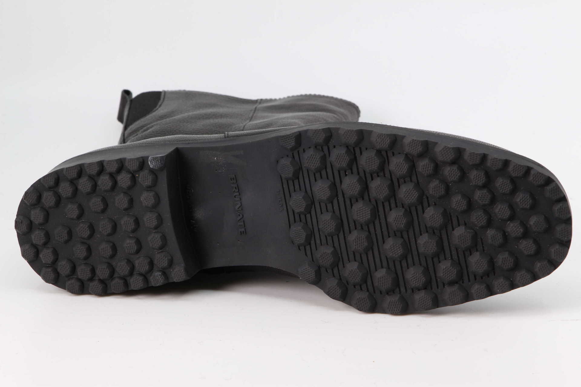 Winterstiefelette schwarz Sohle