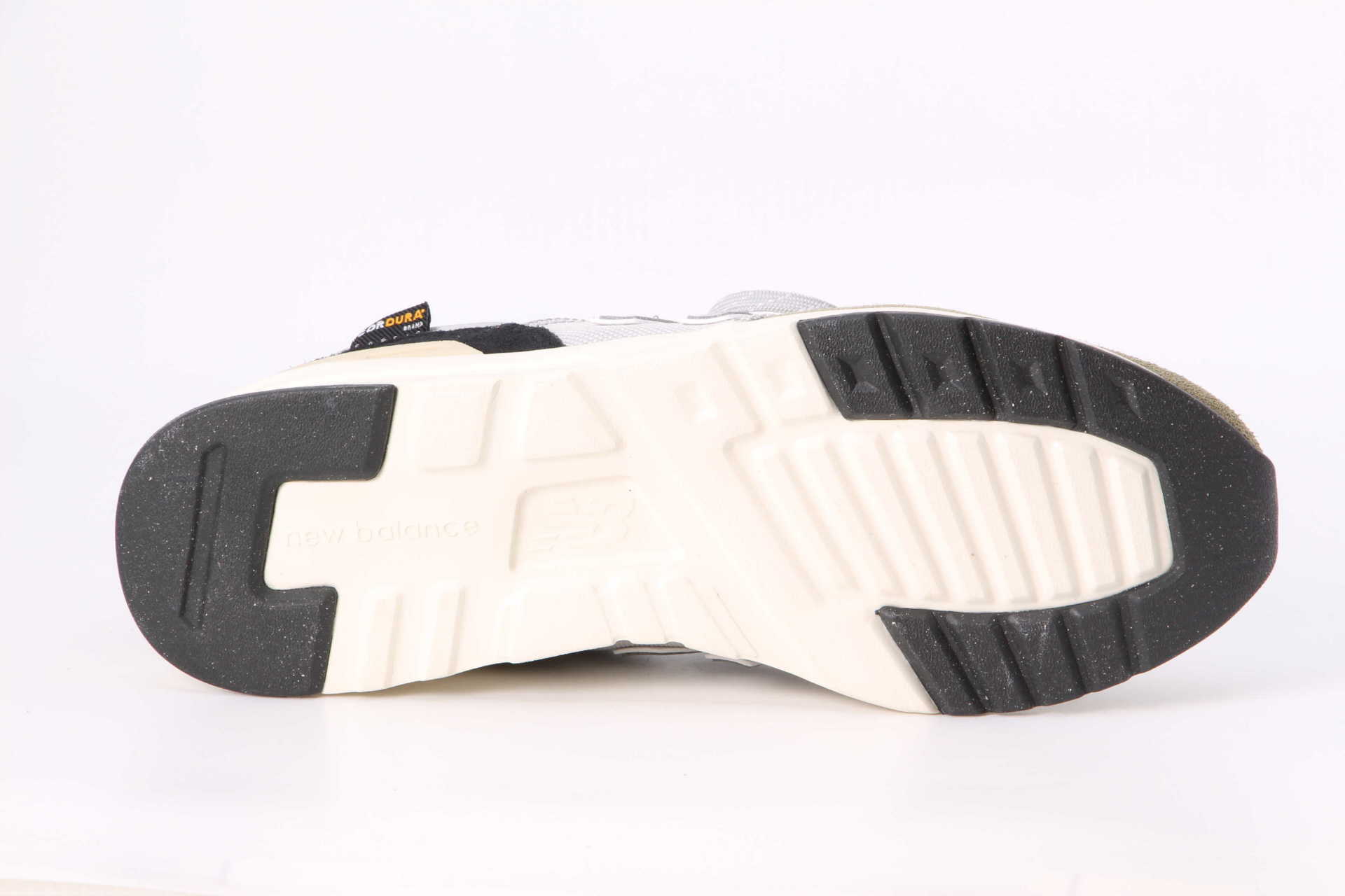 Sneaker covered green Sohle