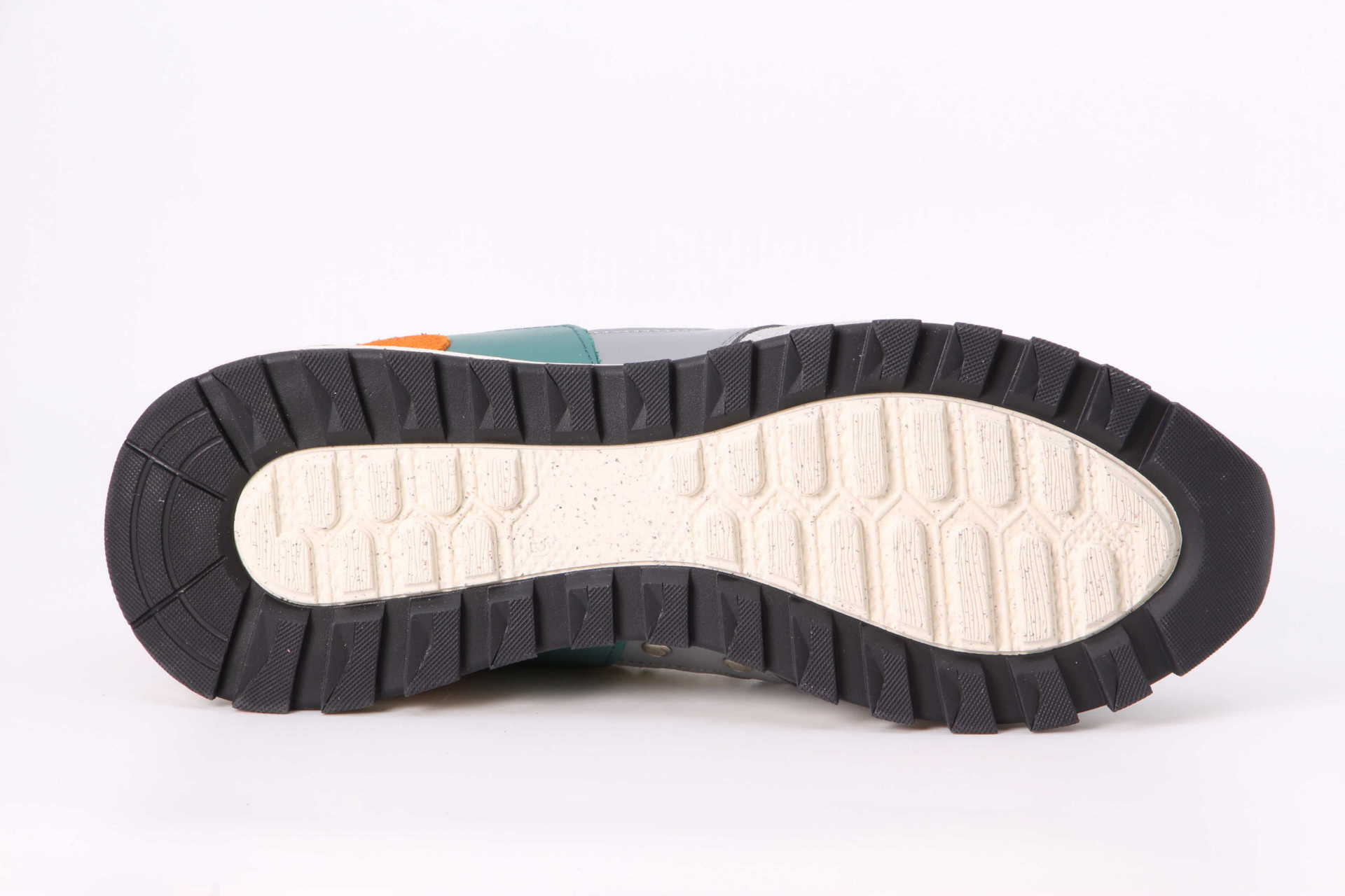 Silky grau / orange / navy / grün Sohle