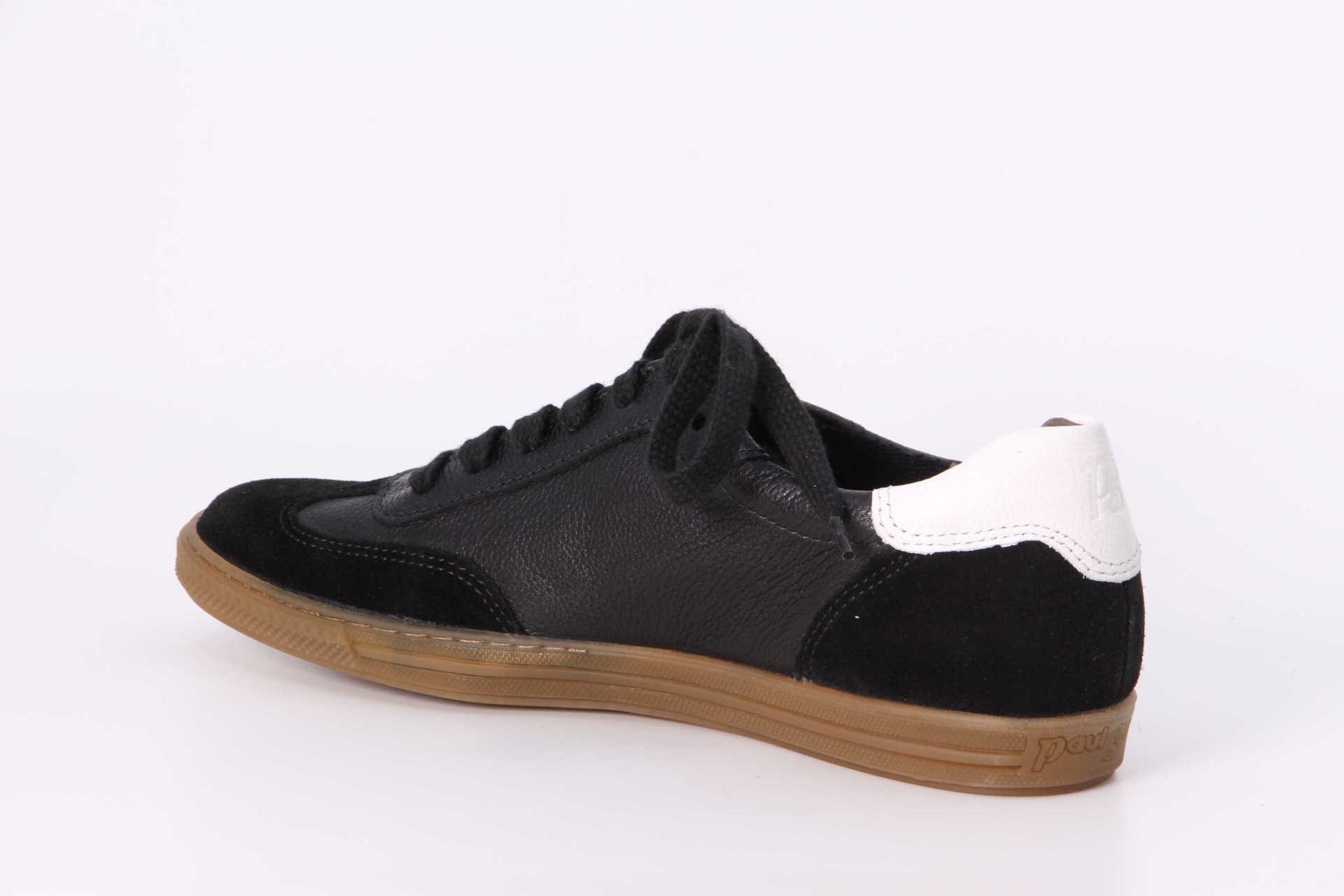 Sneaker schwarz Rückseite