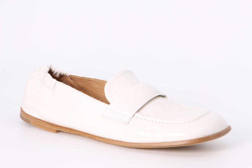 Loafer ivory Vorderseite