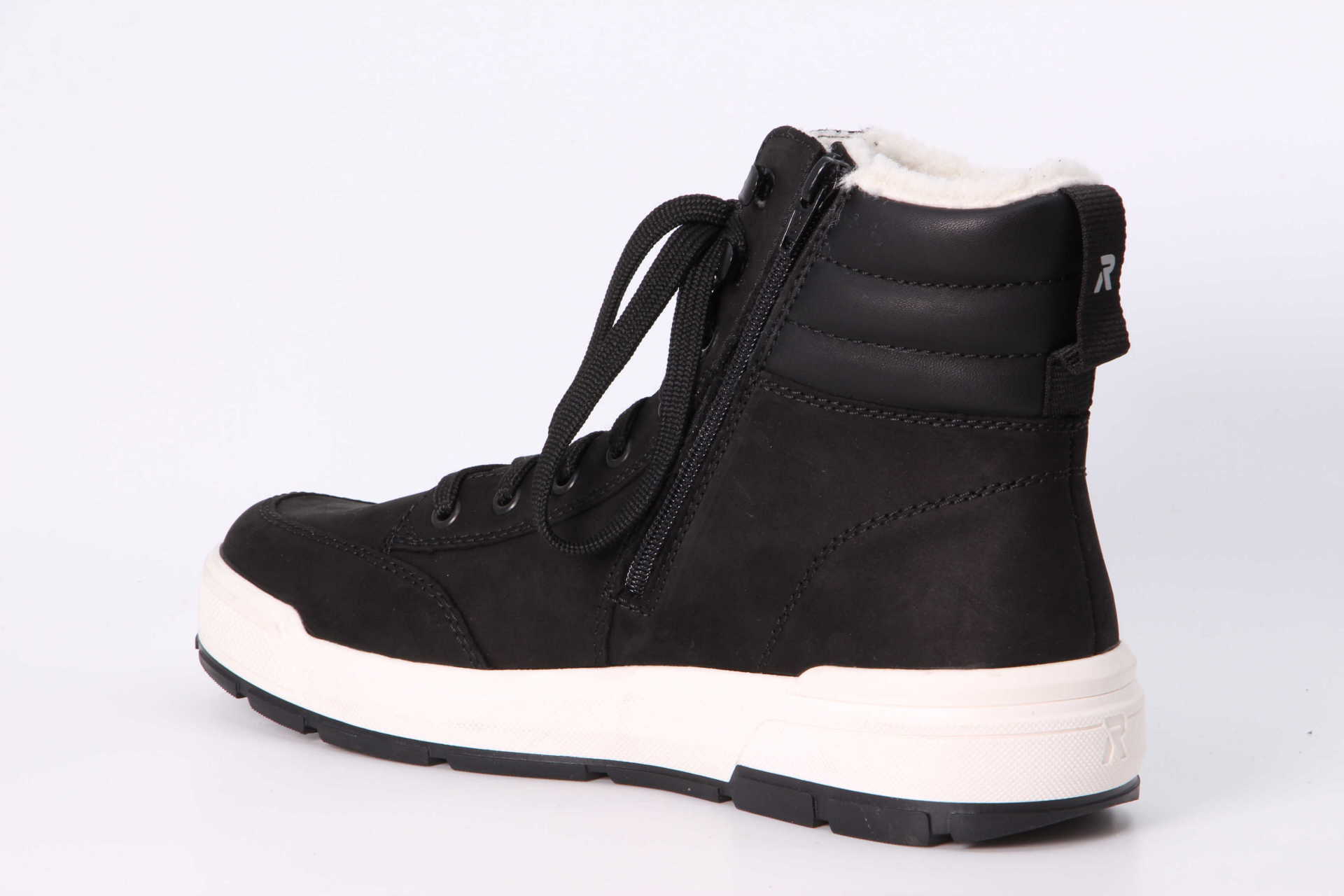 Wintersneaker schwarz Rückseite