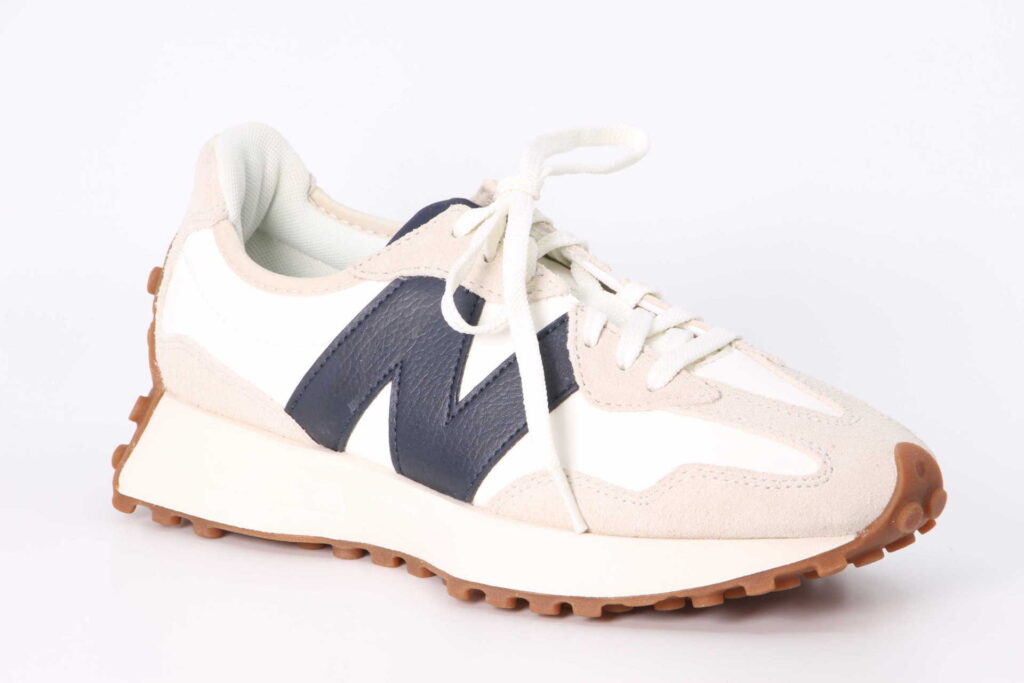 Sneaker 327 beige / navy Vorderseite