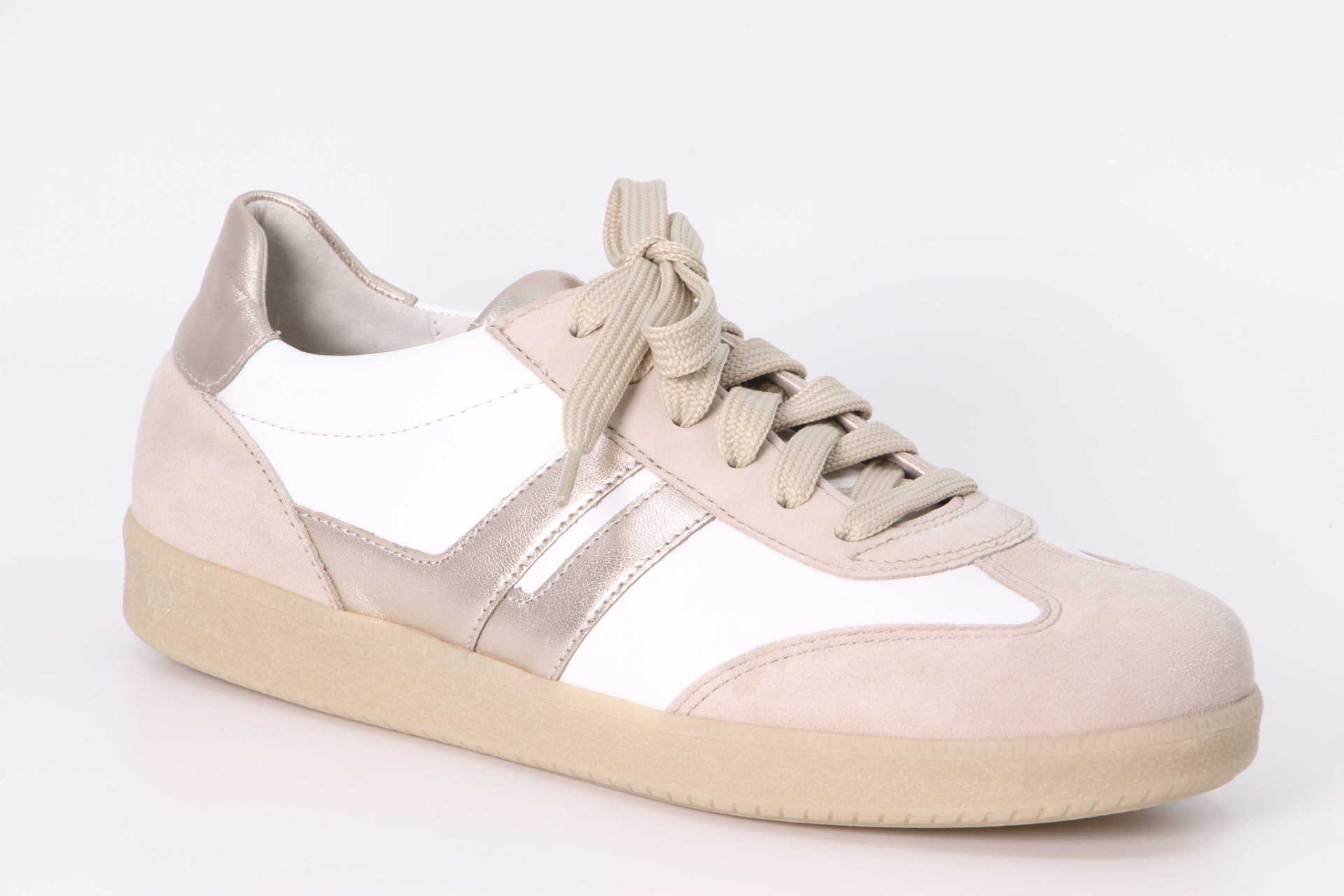 Sneaker white / oak / powder Vorderseite
