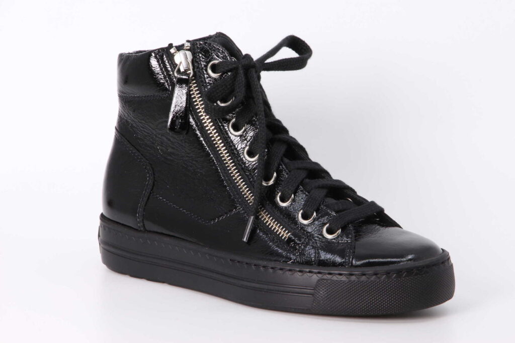 Sneaker schwarz Vorderseite