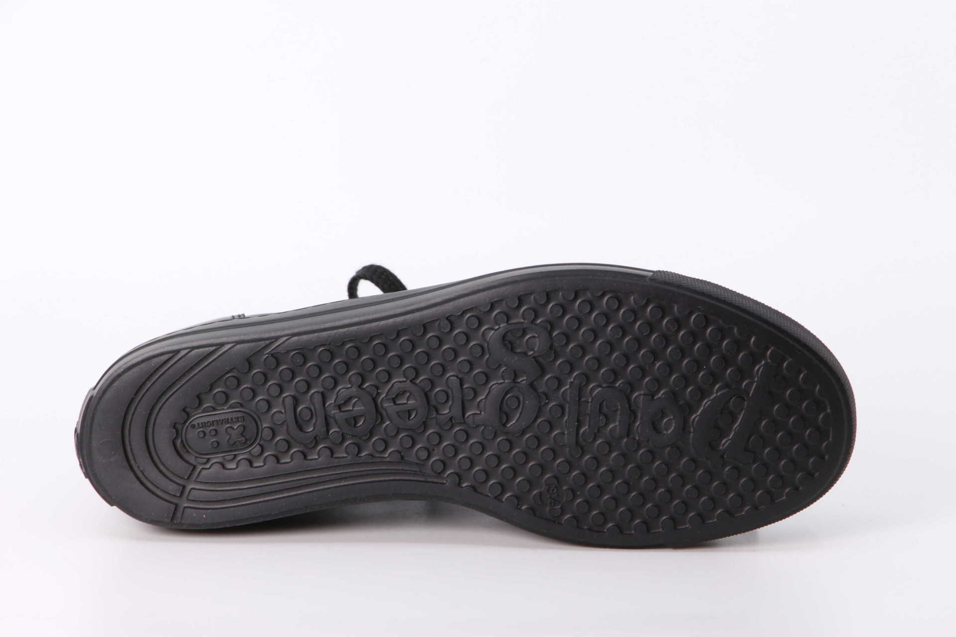 Sneaker schwarz Sohle