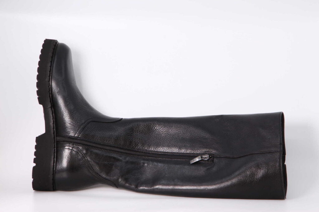Hochschaft-Stiefel schwarz Rückseite