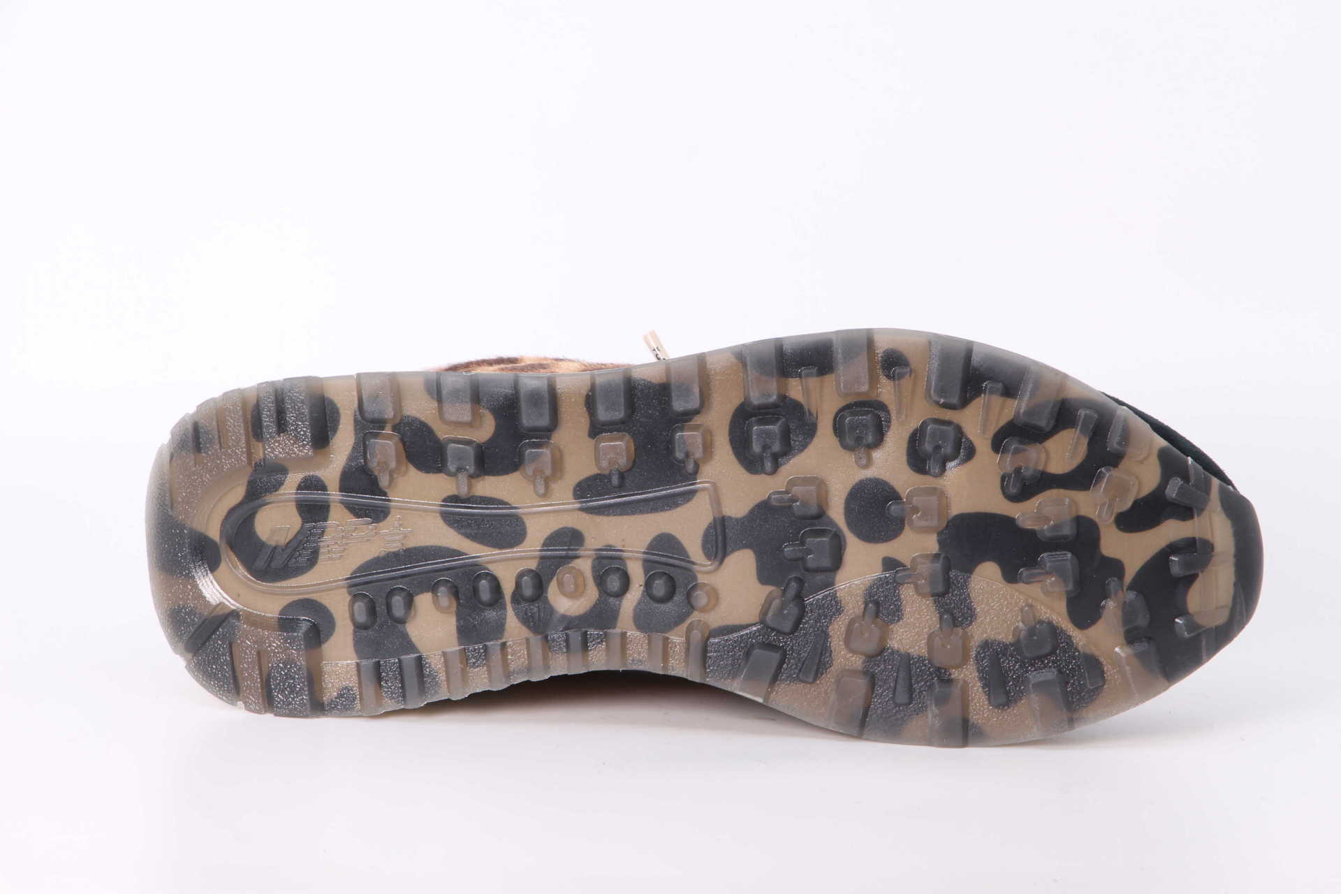 Sneaker combi black / leo Sohle