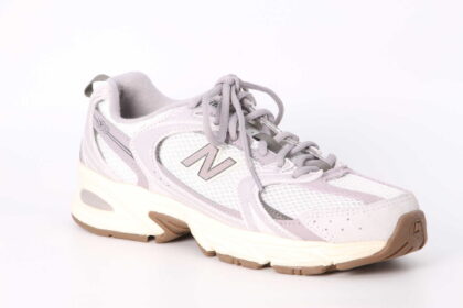 Sneaker 530 grey matter / truffle