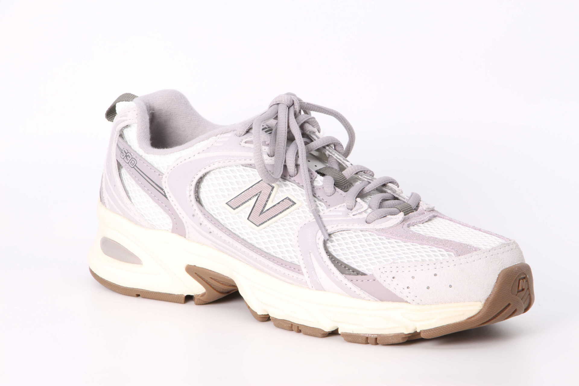 Sneaker 530 grey matter / truffle