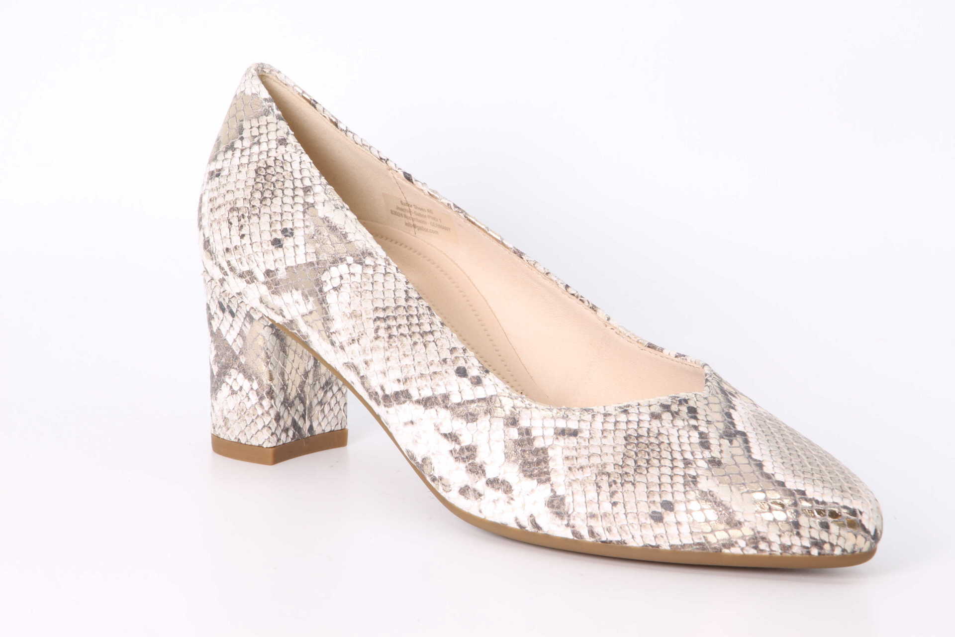 Pumps metallic snake