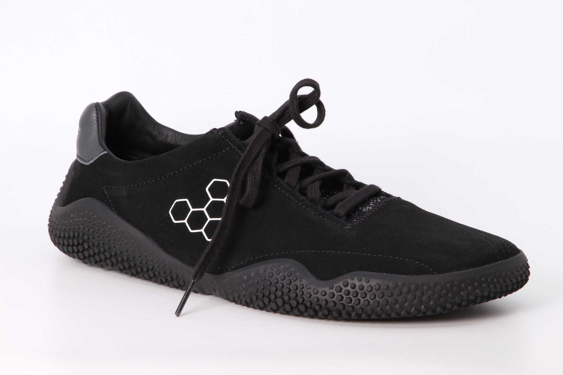 Motus Studio Sneaker obsidian Vorderseite