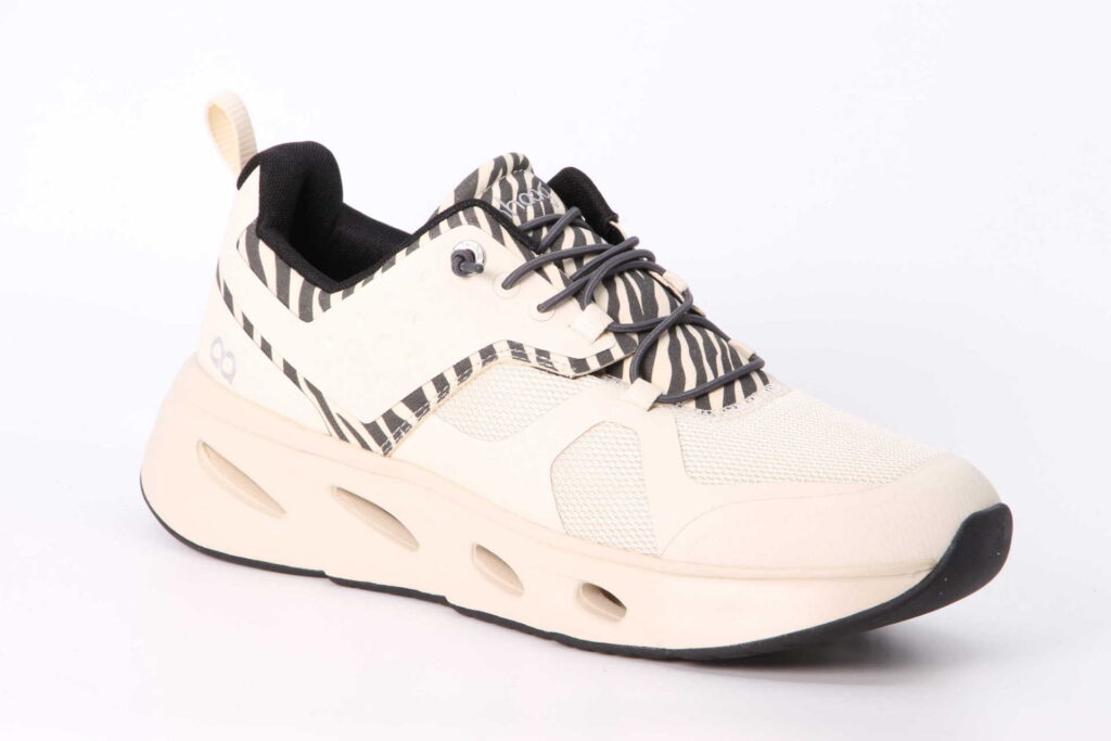 shadowhaag Sneaker beige / zebra Vorderseite