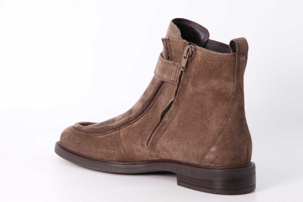 Stiefelette earth Rückseite