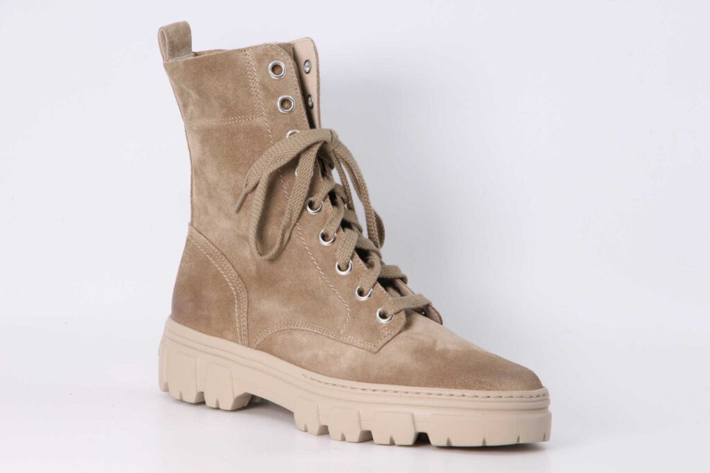 Stiefelette grain Vorderseite