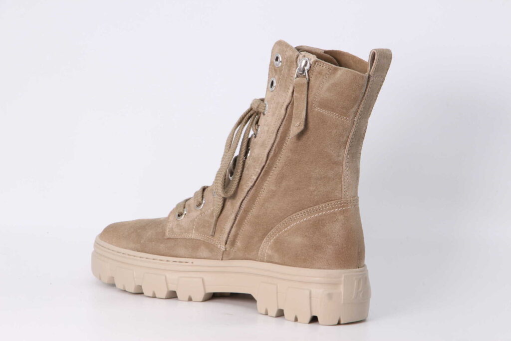 Stiefelette grain Rückseite