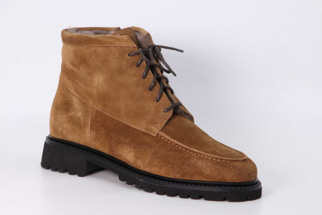 Winterstiefelette tabak Vorderseite