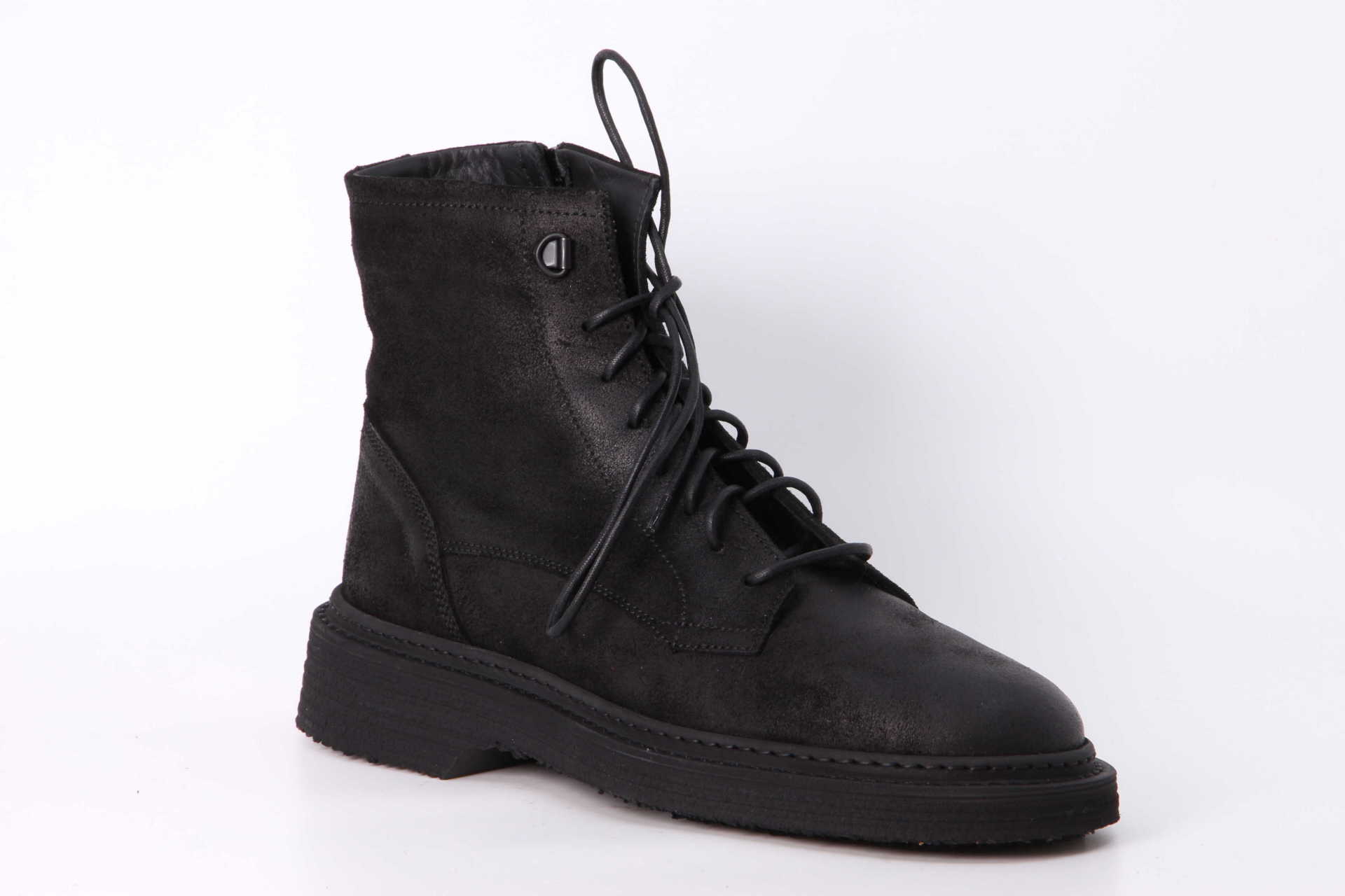 Schnür-Stiefelette schwarz Vorderseite