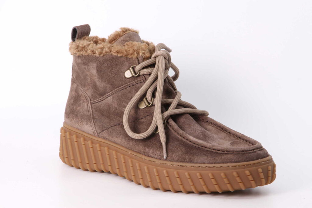 Winterboots earth Vorderseite
