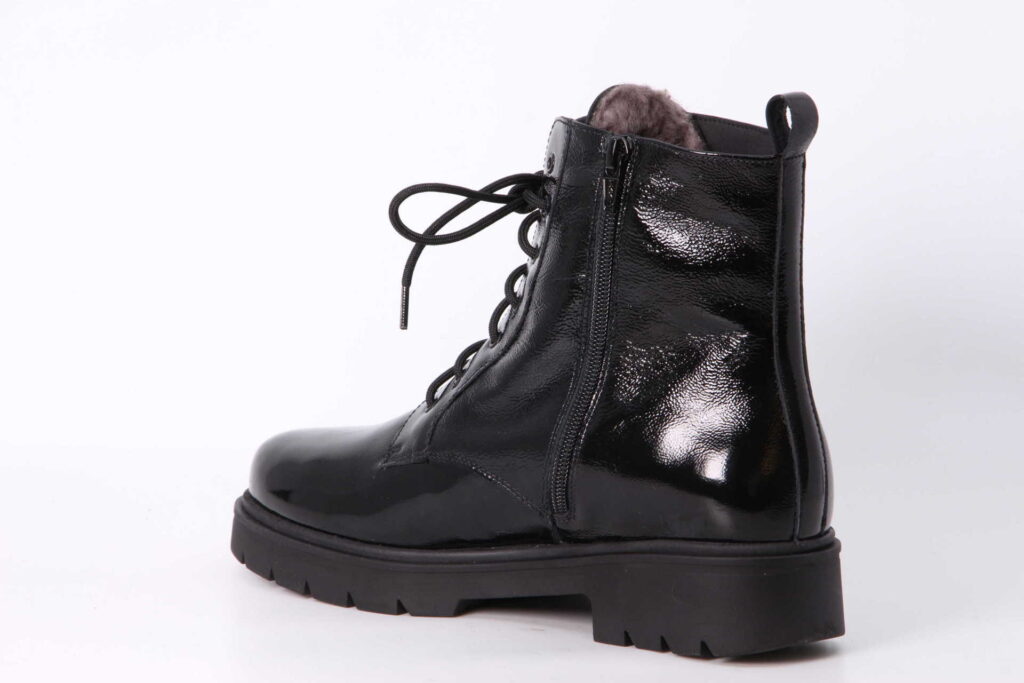 Winterstiefel schwarz Rückseite
