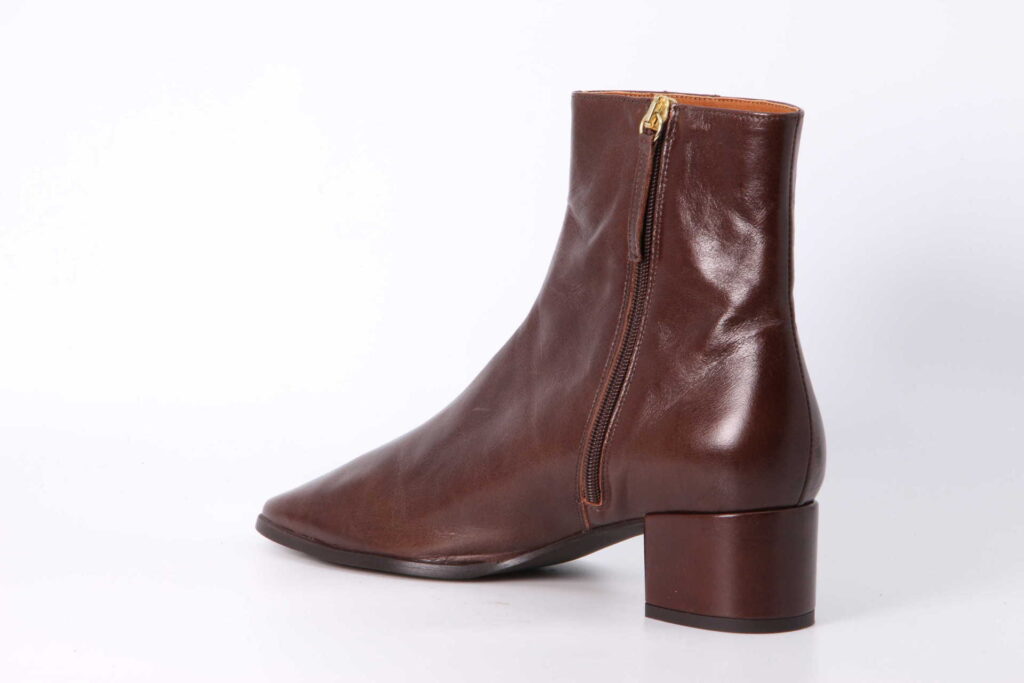 Stiefelette castana Rückseite