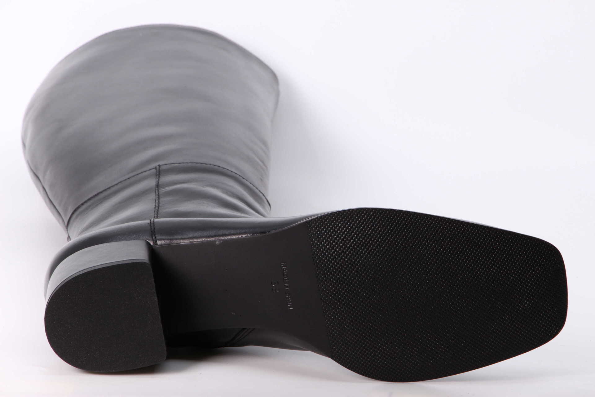 Stiefelette schwarz Sohle