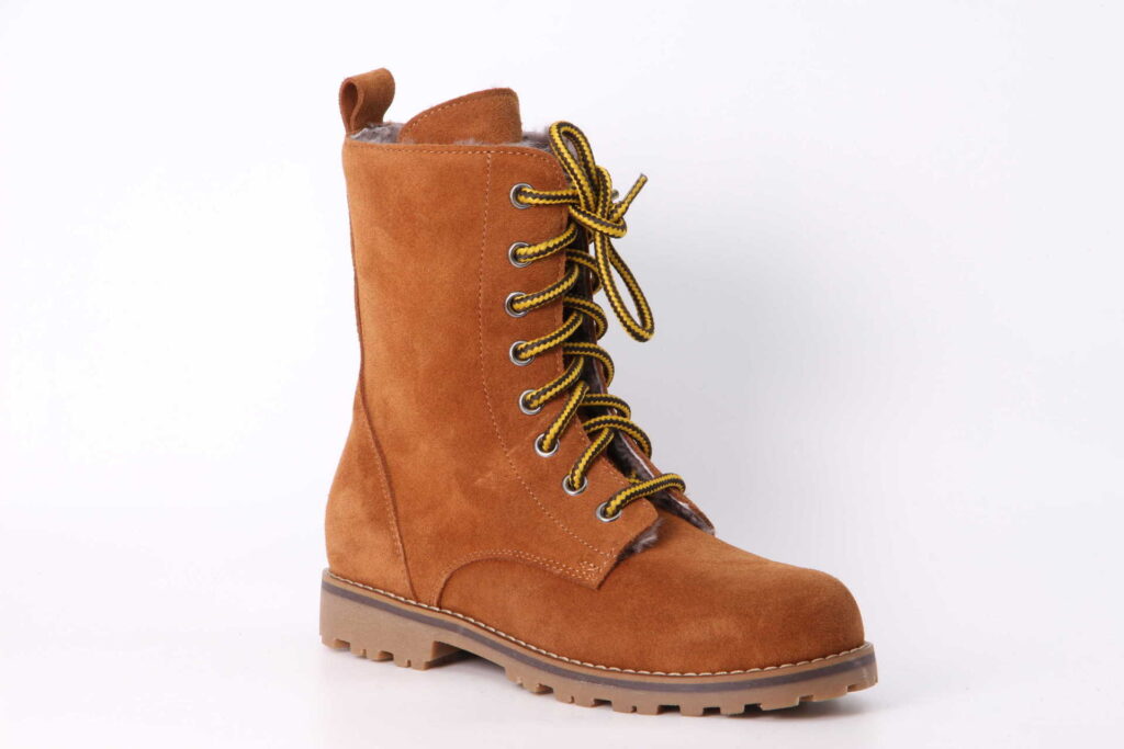 Winterschuh cognac Vorderseite